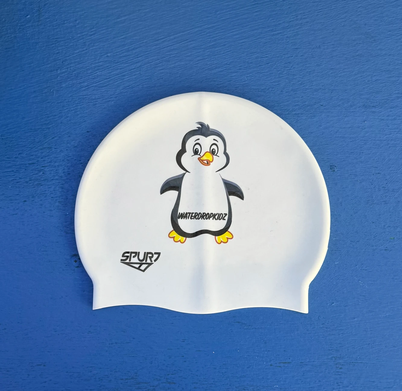 Pedro Penguin Branded swimming cap - white